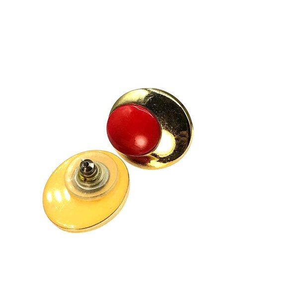 Oh So 80s Retro Mod Earrings, Red and Gold Circle Studs, Abstract Bright Plastic - Picture 4 of 4